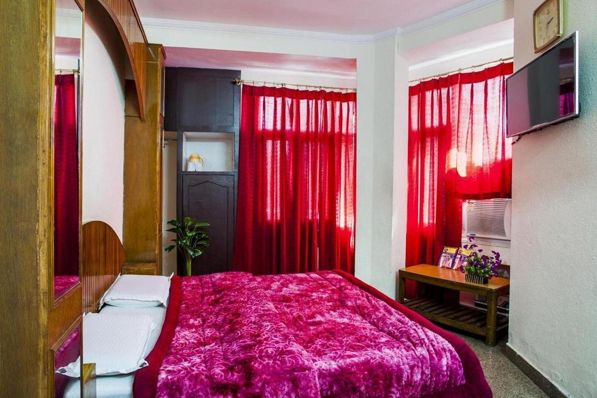 Hotel Raghunath Джамму Экстерьер фото