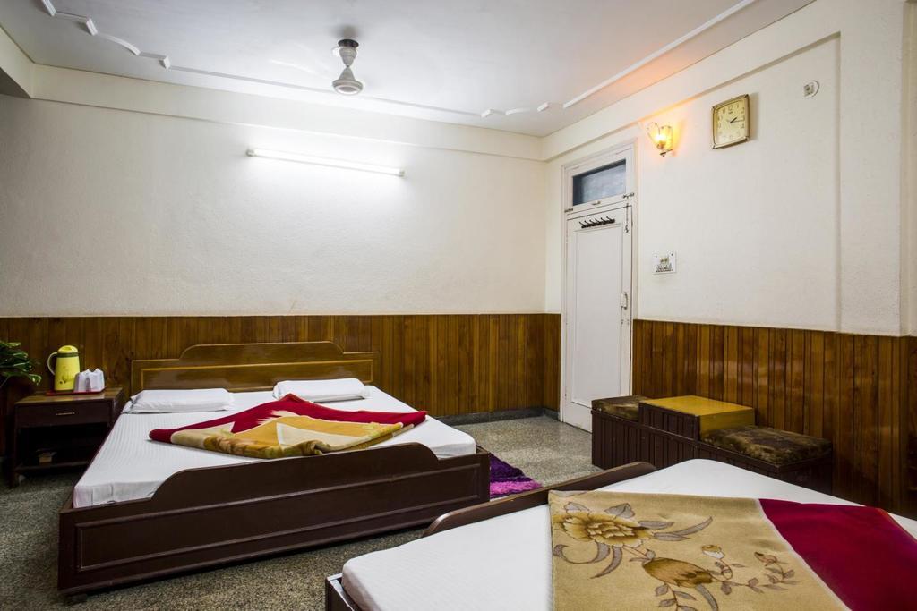 Hotel Raghunath Джамму Экстерьер фото