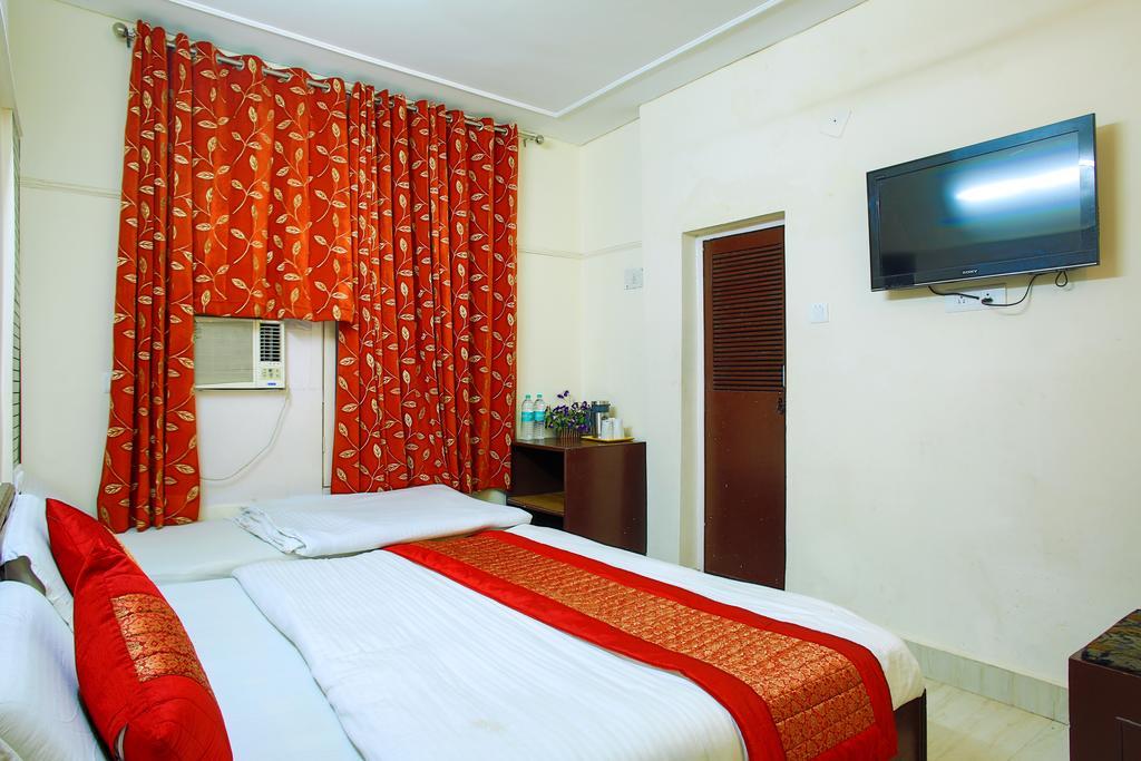 Hotel Raghunath Джамму Экстерьер фото